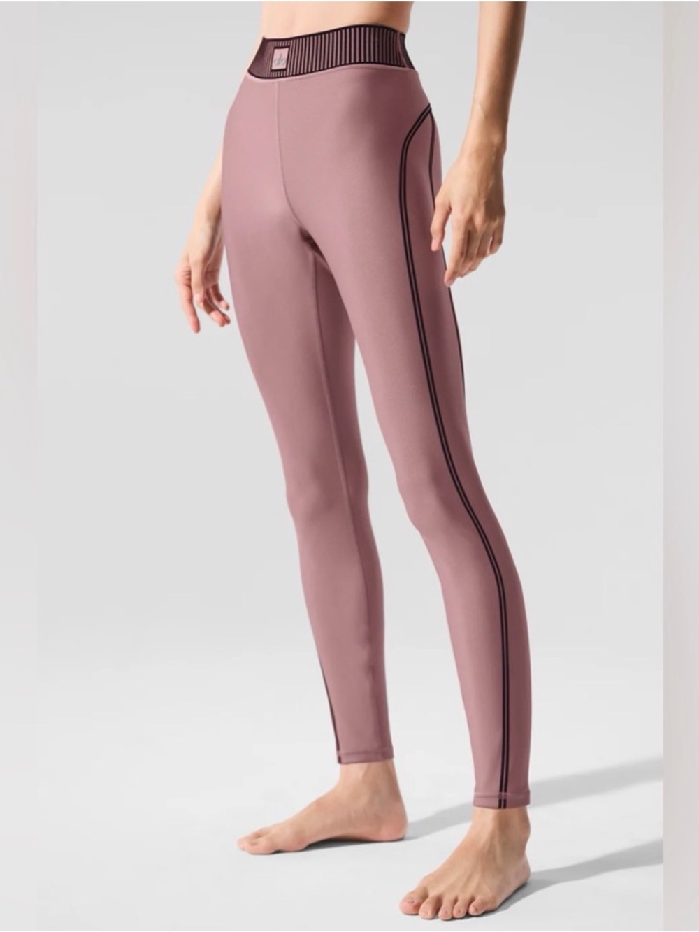 Alo Airlift Line Up 7/8 Legging- Smoky Quartz NWT - Never Worn